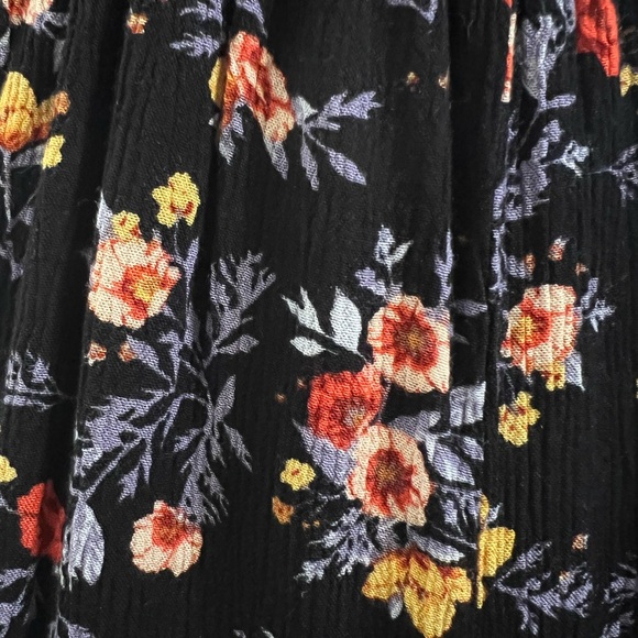 Smocked floral jumpsuit - Picture 4 of 5